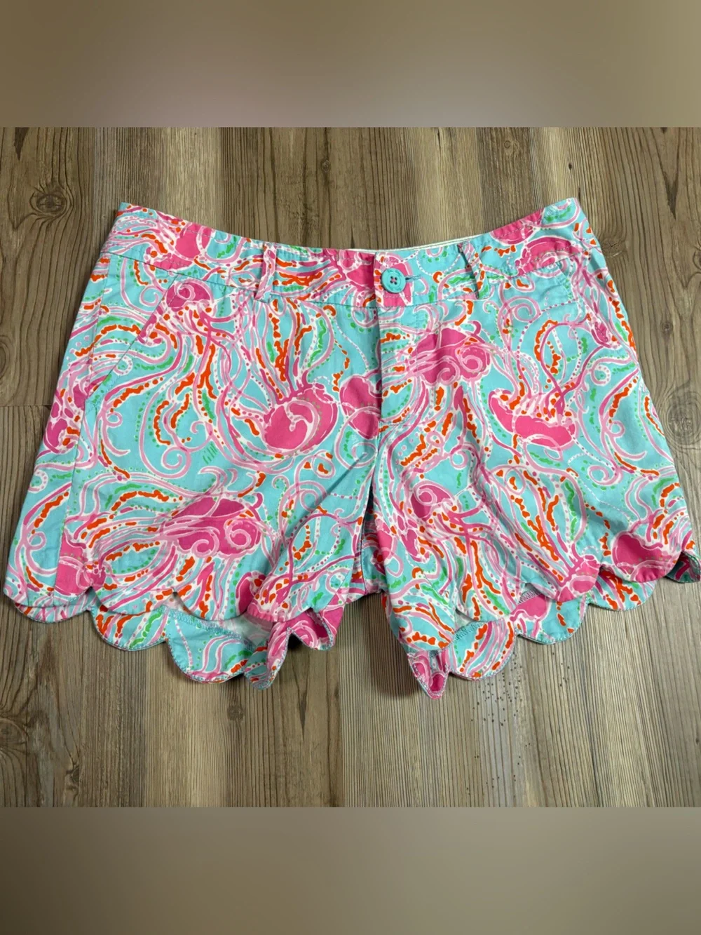Lilly Pulitzer Jellyfish Buttercup Short sz 2